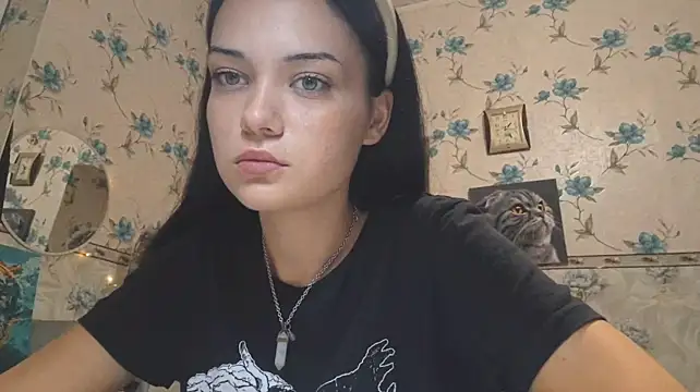 DeandraBodemann - show my legs and caress them