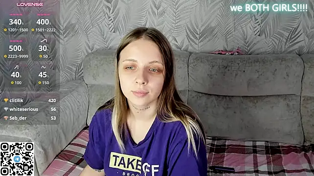 Alice_Halle - TWO NAKED PUSSY IN DOGGY !!!