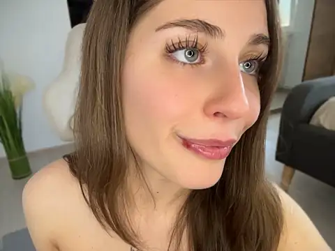 Melissa_jenner - 2 fingers inside pussy wett 👅💦