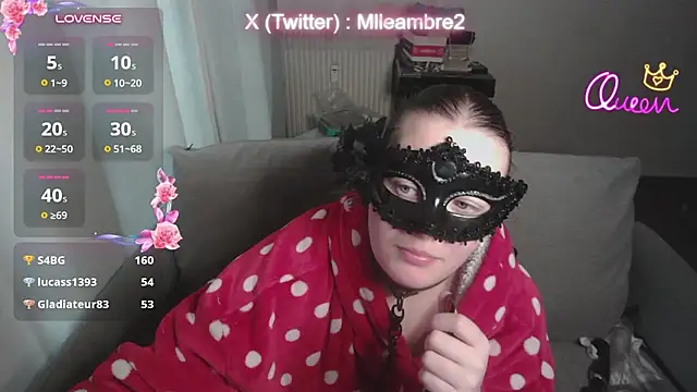 Mlleambre2 - pompe chatte