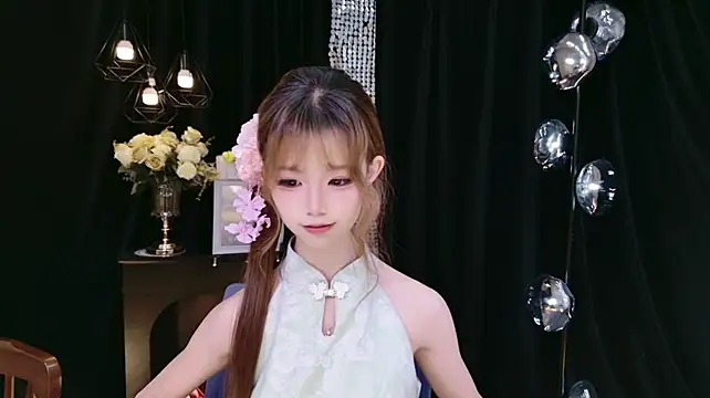 Nuo-Nuo-111 - 给诺诺买一身漂亮衣服