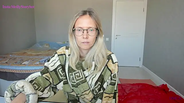 MollyStory - Sexy Masturbation