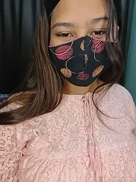 YOUR_GF_ - Show boobies 🥵💦