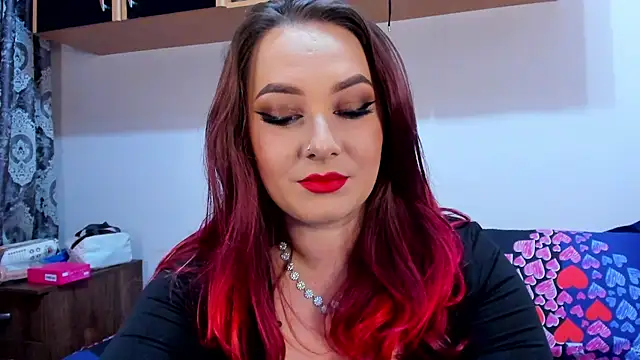 LilithsTongue_ - ❤️Boobs teasing topless❤️