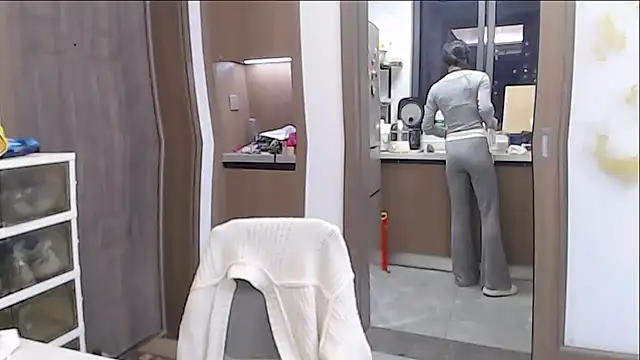 Mimi-cnbaby - ❤想换一个高清直播相机~~~⭐目标达成穿比基尼