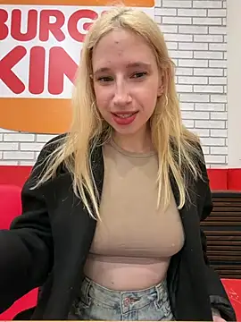Michelle_lovique - take off my panty now + put it in mouth