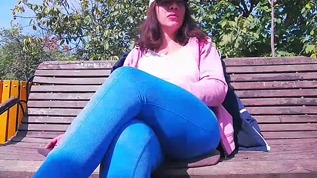 PublicBigLabiaMelly - Nympho - FUCK ME HARD on bench