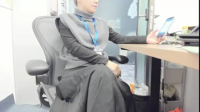 KKMM168 - 完成目标上空打电话，不完成目标不下播