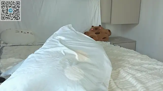 Oohannii - spread pussy wide