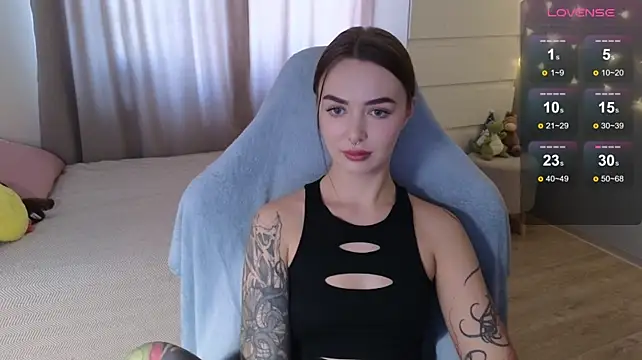 Kate_leoo - shake ass