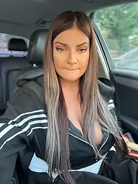 JessycaFlame - Finger my wet pussy