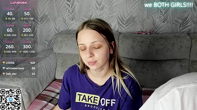 Alice_Halle - TWO NAKED PUSSY IN DOGGY !!!