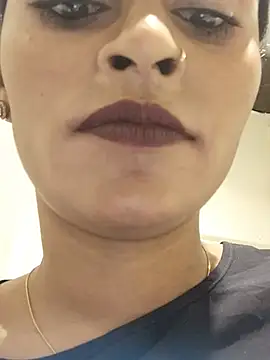Raseeli_bhabhi1 - Boobs sucking