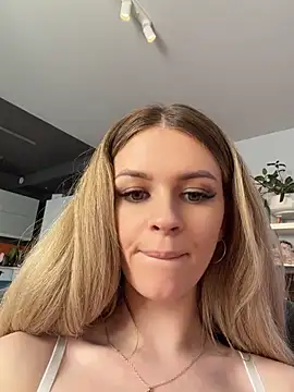 Love_Bri - Make my pussy fucking crazy