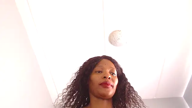 Silkytitss - BIG HARD NIPPLES REACTION 🔥🍒