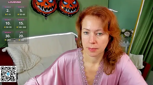 LeticiaRomano - seduce with your bare backseduce with yo