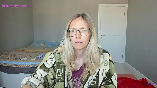 MollyStory - Sexy Masturbation