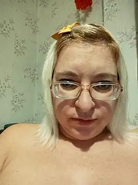 Vika1111 - Naked