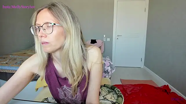 MollyStory - Sexy Masturbation
