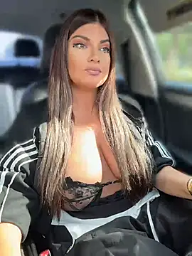 JessycaFlame - Finger my wet pussy
