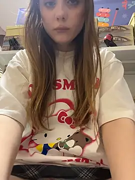 Lunabelle_ - torture my nipples + risky flash for ya