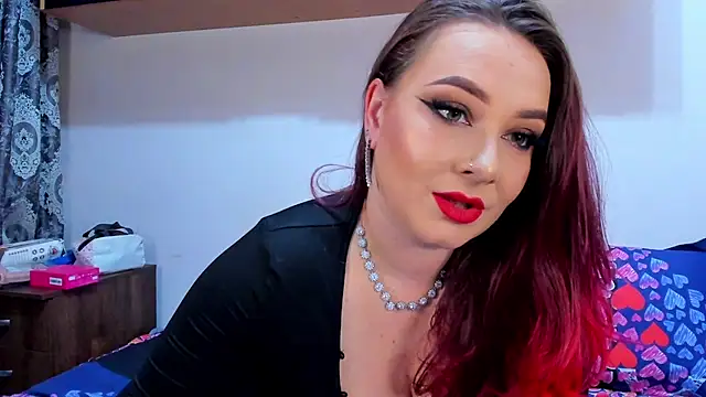 LilithsTongue_ - ❤️Boobs teasing topless❤️