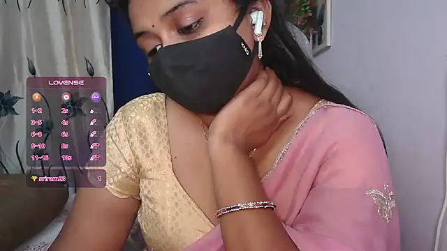 Pavani-Darling - ice on boobs in 5 mins