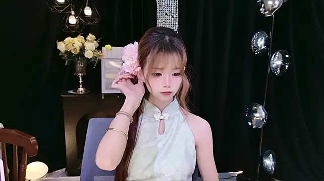 Nuo-Nuo-111 - 给诺诺买一身漂亮衣服