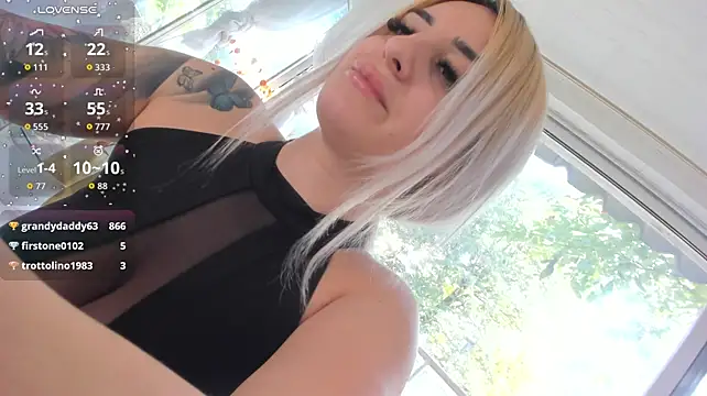 Ella_Vee - AHEGAO Tongue Out 🙄😜