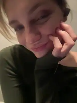ValenciaShock - SUCK MY DILDO WITH NAKED BOOBS