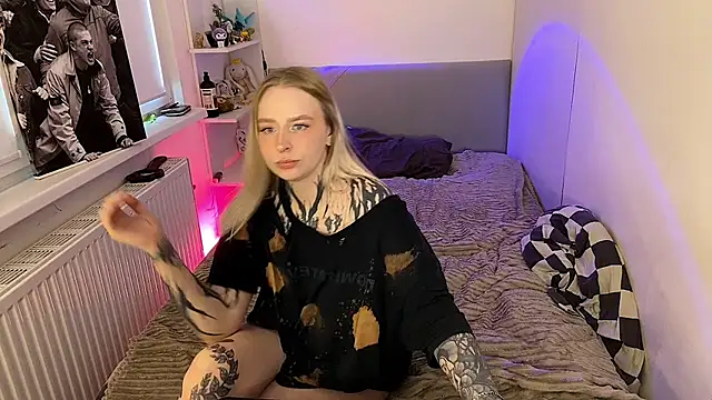 Soalice - hard naked facefuck with cum in throat