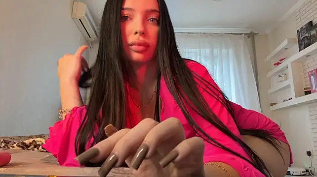 Hannah_xBaby - squeeze boobs ❤️