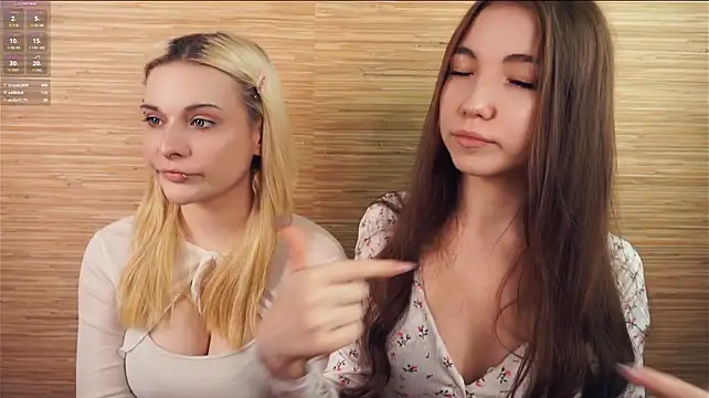 KalynOwney - bite our necks