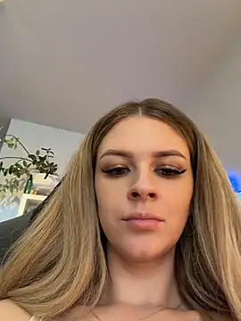 Love_Bri - Make my pussy fucking crazy