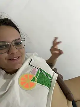 Laryssinha_69 - Boquete no dildo