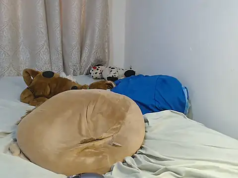 Splash_coochie - strip fully naked