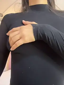 Zoy_cute - show tits + pull nipples🔥