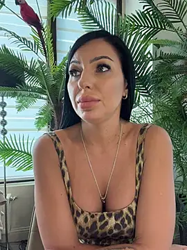 ReynaMorel - Tease naked boobies