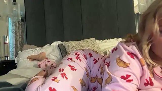 Blissdimicco - SUCKING DILDO