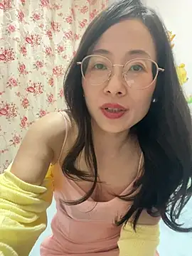 TangTang0530 - M腿抖胸