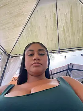 NayTorres - SHOWS TITS AND SALIVA IN PUBLIC
