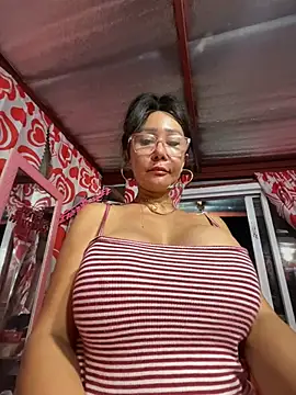 Sweetieme - @playing/fingering pussy nked at balcny