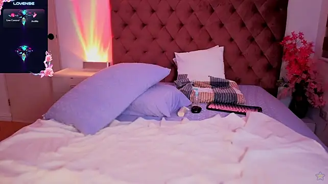 Asian_dhimple - naughty Suck and Lick Dildo