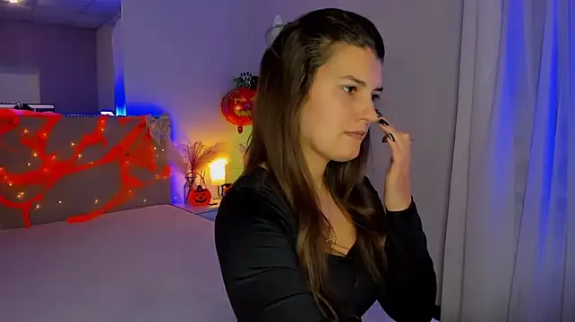 Laura_Leee - Vacation Support