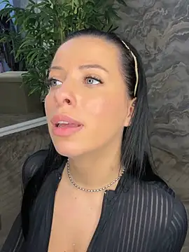 KrystalJade - 2 min ctrl😈