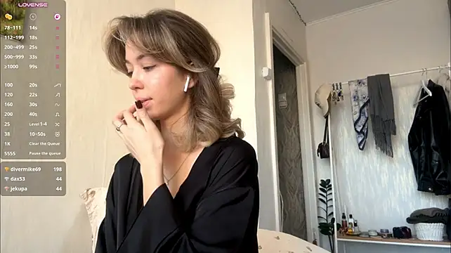 Sara_Bloservety - Take off my perfect bra