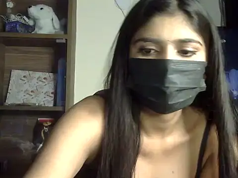 Lusty_butter - boob show