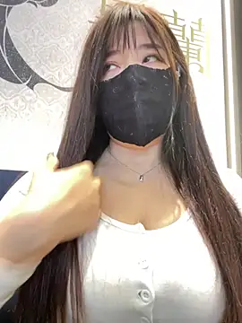 Xiao-mo520 - 美导老师下班兼职，咖啡厅偷玩小粉，刺激，敏感体质易失控，哥哥轻点，完成目标脱一件