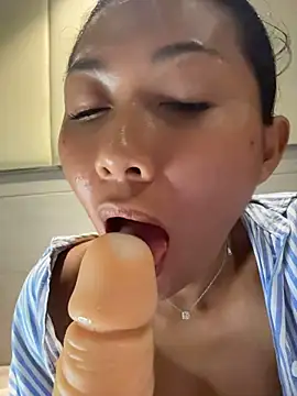 Thai-dreamgirl - Fuck my pussy 💦💦