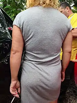 Hotandfierylatinos2023 - to have sex with a vegetable outdoors